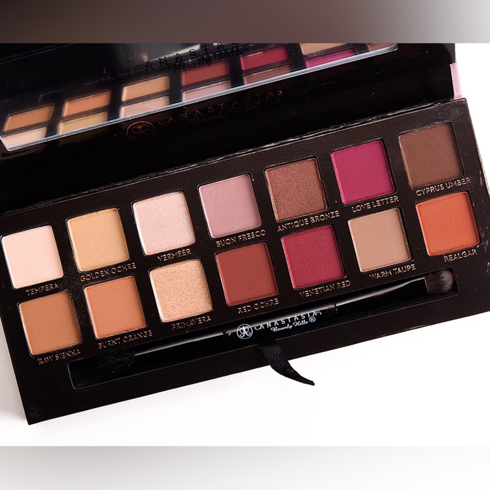 BNIB Anastasia Beverly Hills Modern Renaissance Eyeshadow Palette - Picture 2 of 5